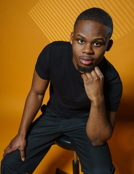 Portrait-Studio-Model