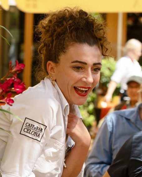 Business-Portrait-Mitarbeiter